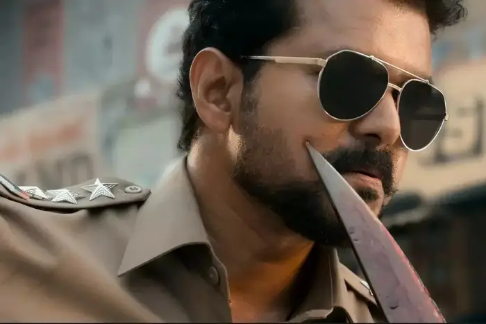 തമിഴ് സിനിമാ ലോകത്തെ പ്രമുഖ താരങ്ങൾ വിജയ്യെ പിന്തുണയ്ക്കാത്തത് രാഷ്ട്രീയ ഭയം കൊണ്ടാണോ അതോ മത്സരബുദ്ധി കൊണ്ടാണോ?